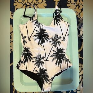 Macy Blackwell Black White Palm Trees Miami Print One Piece Monokini Swimsuit S